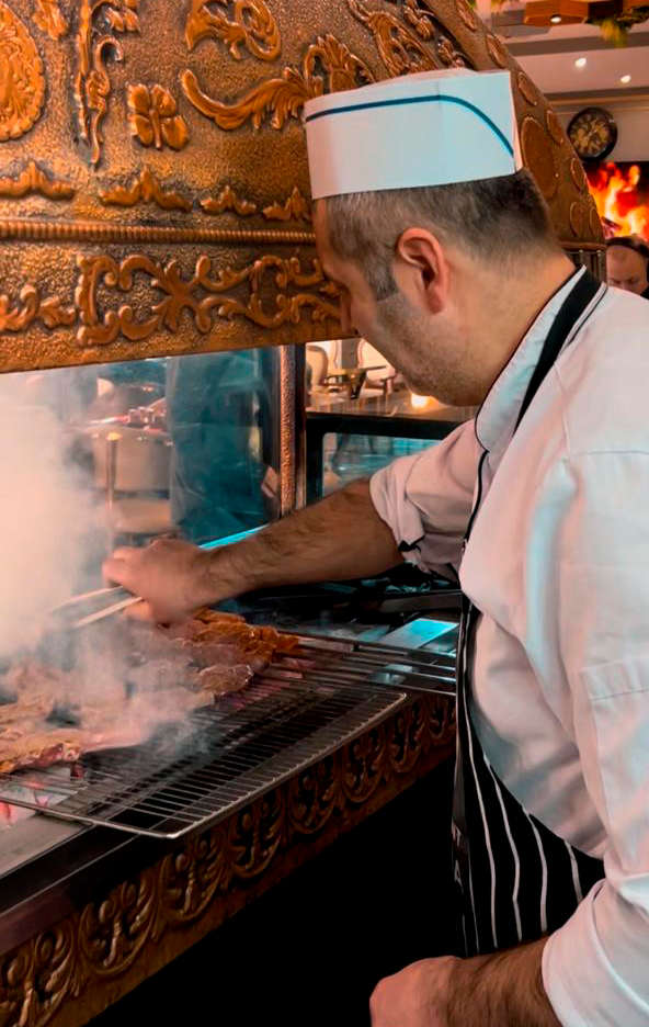 L'équipe Édessa en cuisine
